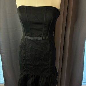 Elegant Black Strapless Cocktail Dress